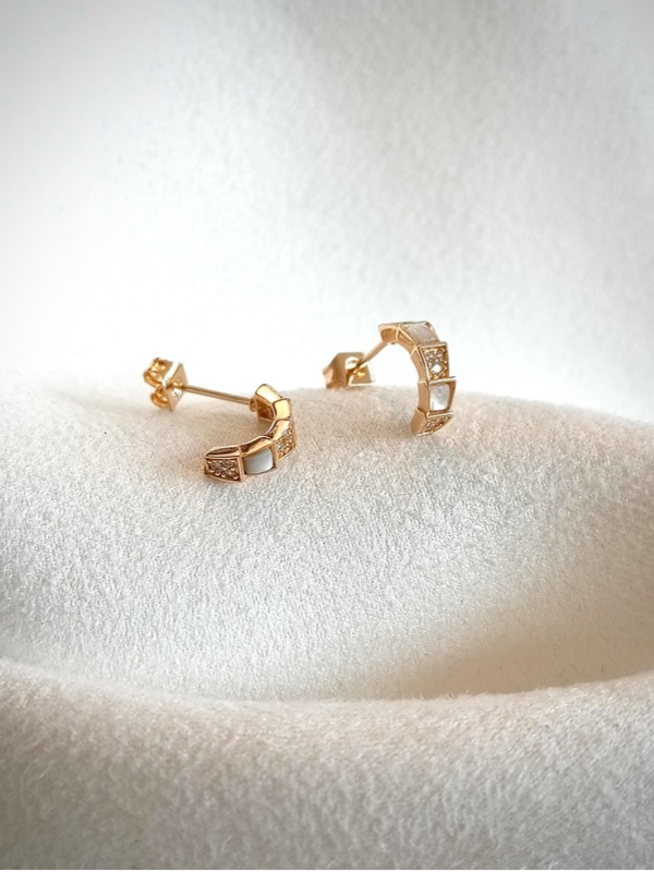 boucles-oreilles-nacre-or creoles-anneaux-nacre-or