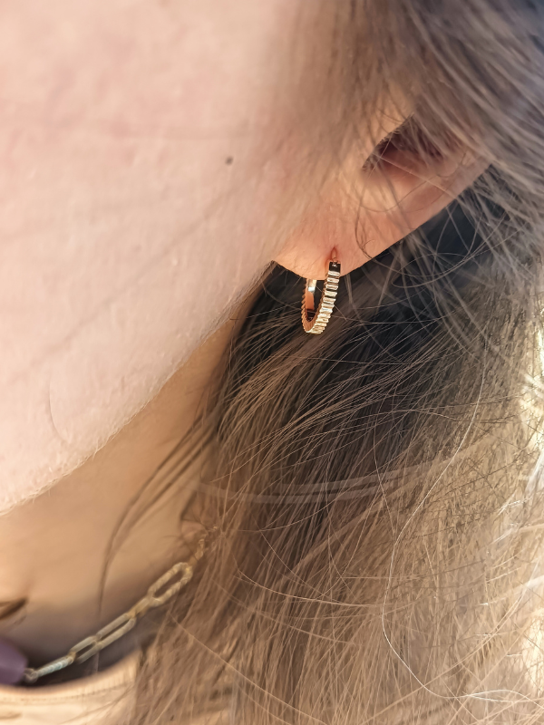 creoles-boucles-elegantes-or anneau-fantaisie-fin-plaquéor