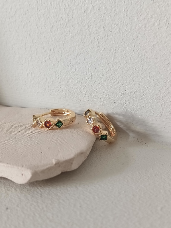 creoles-pierres-couleurs-anneaux creoles-gold-pierres-colorees